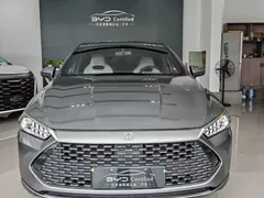 2024 BYD Qin PLUS Honor DM-i PHEV 55km Leading — фото 5