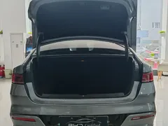 2024 BYD Qin PLUS Honor DM-i PHEV 55km Leading — фото 7