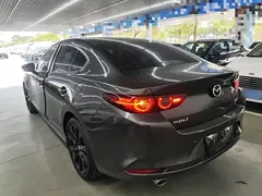 2022 Mazda 3 2.0L AT — фото 5