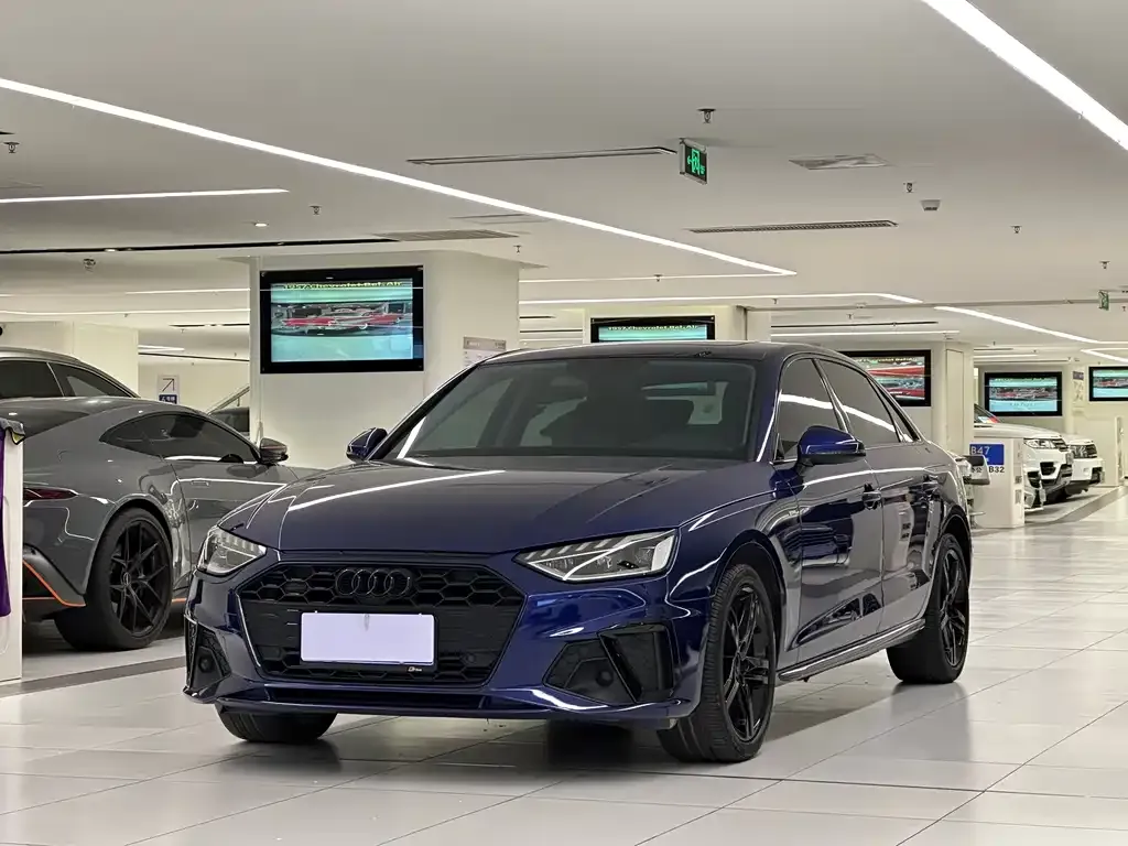 2022 Audi A4L 40 TFSI Luxury Sport
