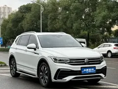 2023 Volkswagen Tiguan L 330TSI AT 2WD R-Line Flagship, белый — фото 3