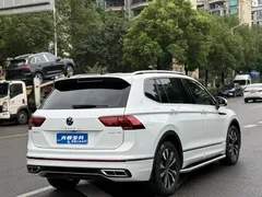 2023 Volkswagen Tiguan L 330TSI AT 2WD R-Line Flagship, белый — фото 17
