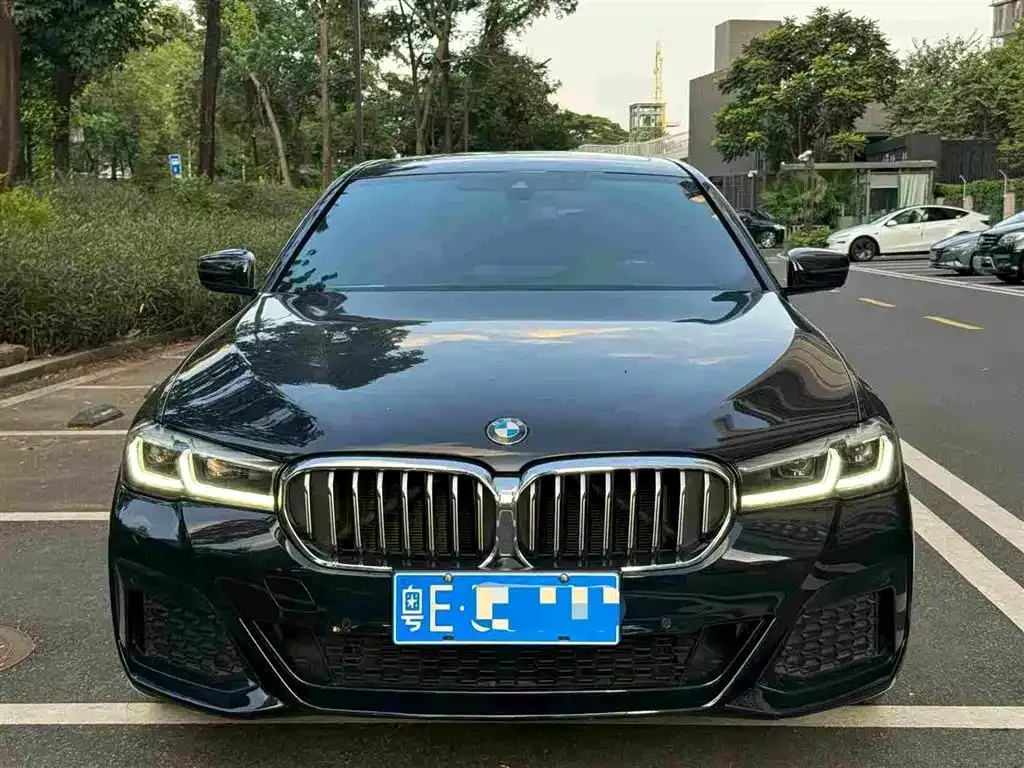 2023 BMW 5 Series 530Li Leading M Sport Package