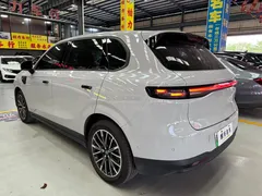 2025 Leapmotor B10 510 Enjoy — фото 4