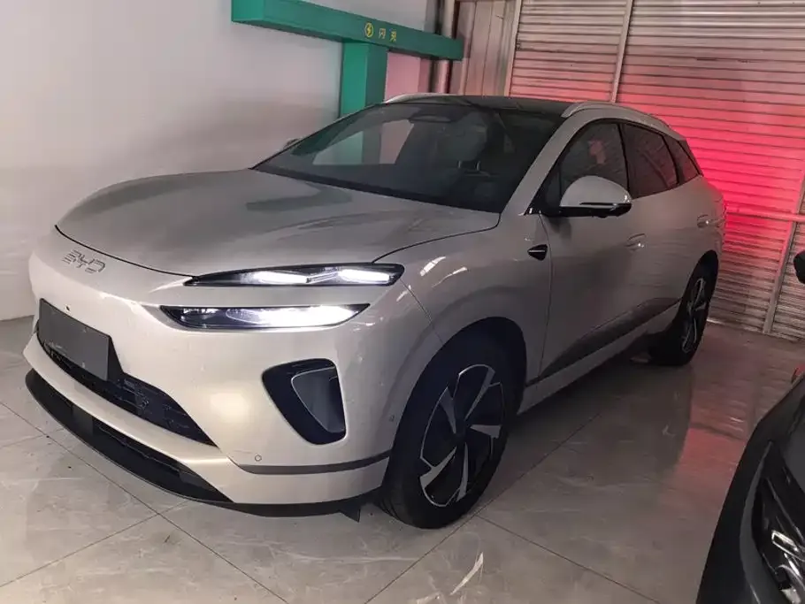 2025 BYD Sealion 06 DM-i PHEV 205 Pro
