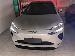 2025 BYD Sealion 06 DM-i PHEV 205 Pro — фото 2