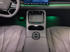 2025 BYD Sealion 06 DM-i PHEV 205 Pro — фото 16