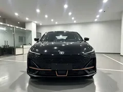 2023 Changan UNI-V 1.5T Sport, чёрный — фото 2