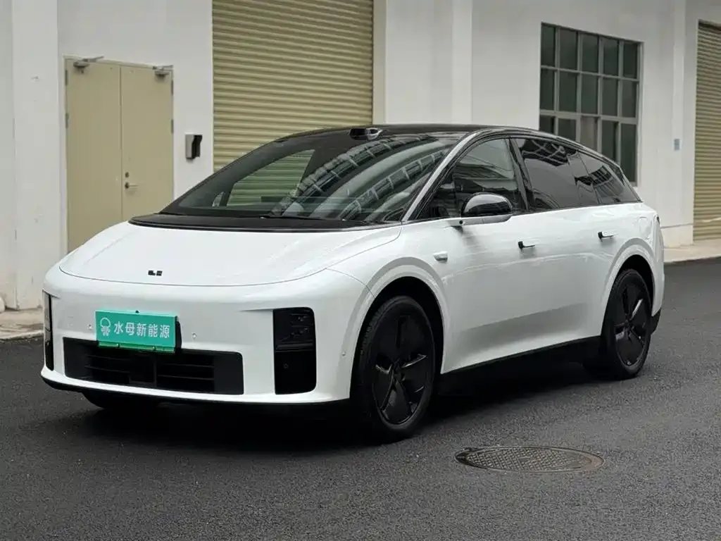 2025 Li Auto i6 2WD Standard