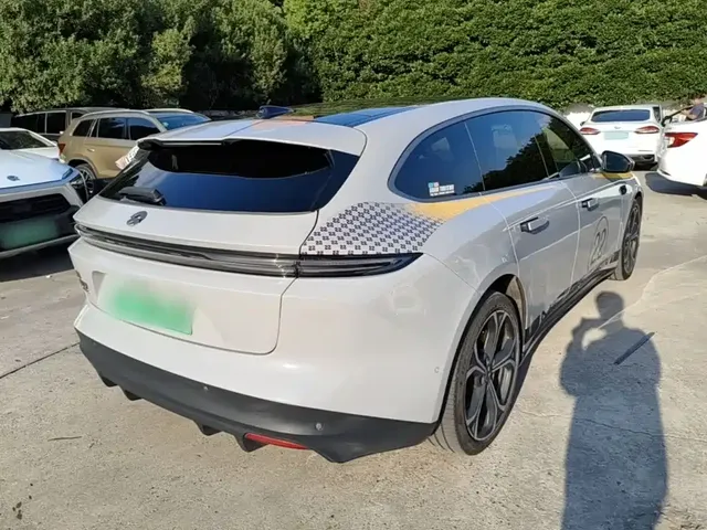 2023 Nio ET5T 75kWh Touring