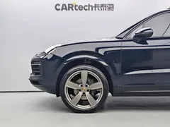 2023 Porsche Cayenne 3.0T Platinum Edition, синий — фото 6