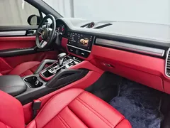 2023 Porsche Cayenne 3.0T Platinum Edition, синий — фото 17