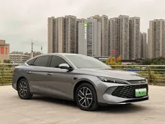 2024 BYD Qin L PHEV 120KM Exceed — фото 3