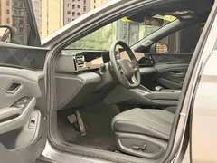 2024 BYD Qin L PHEV 120KM Exceed — фото 7