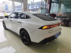 2023 Changan UNI-V 1.5T Premium, белый — фото 5