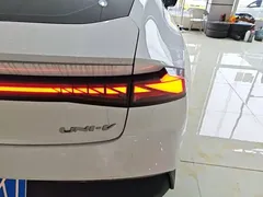 2023 Changan UNI-V 1.5T Premium, белый — фото 8