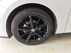2023 Changan UNI-V 1.5T Premium, белый — фото 23