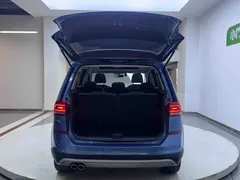 2021 Volkswagen Touran L 280TSI DSG Tuojie Edition 7-seat, синий — фото 21