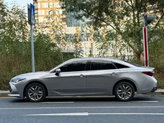 2022 Toyota Avalon 2.0L Luxury — фото 2