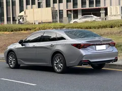 2022 Toyota Avalon 2.0L Luxury — фото 3