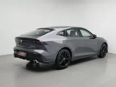 2022 Changan UNI-V 1.5T Premium — фото 2