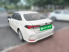 2022 Toyota Corolla 1.8L Hybrid E-CVT, белый — фото 4