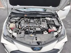 2022 Toyota Corolla 1.8L Hybrid E-CVT, белый — фото 21