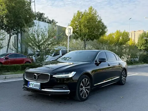 2021 Volvo S90