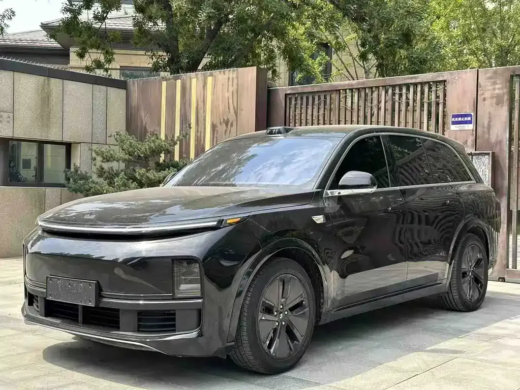 2024 Li Auto L8