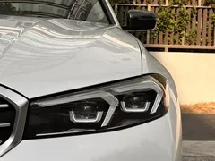 2023 BMW 3 Series 325Li M Sport Package, белый — фото 6
