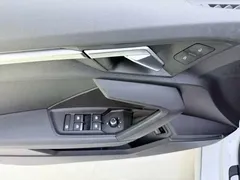 2022 Audi A3L Limousine 35 TFSI Fashion Sport, белый — фото 9
