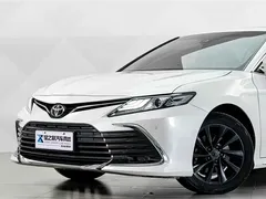 2023 Toyota Camry 2.0G Luxury, белый — фото 3