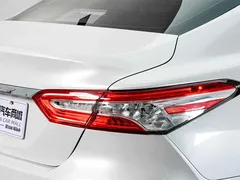 2023 Toyota Camry 2.0G Luxury, белый — фото 8