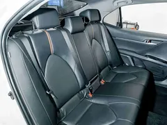 2023 Toyota Camry 2.0G Luxury, белый — фото 21