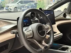 2024 BYD Dolphin Honor 420km Fashion, белый — фото 10