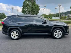 2021 Toyota RAV4 2.0L CVT 2WD Urban, чёрный — фото 4