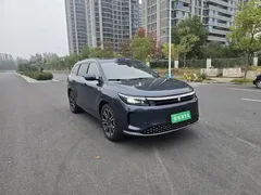 2024 Aito M7 1.5T RWD Smart Driving Ultra 6-seat, синий — фото 3