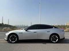 2024 Xpeng P7 P7i 550 Pro — фото 4