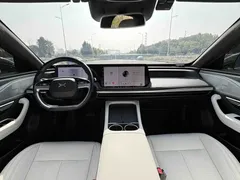 2024 Xpeng P7 P7i 550 Pro — фото 11