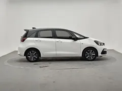 2021 Honda Fit 1.5L CVT, белый — фото 3