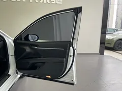 2023 Toyota Camry 2.0G Luxury, белый — фото 26