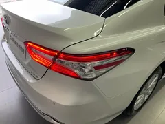 2023 Toyota Camry 2.0G Luxury, белый — фото 32
