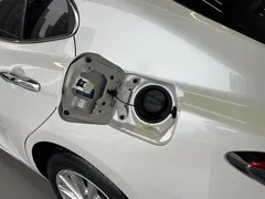 2023 Toyota Camry 2.0G Luxury, белый — фото 33