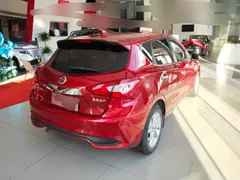 2021 Nissan Tiida 1.6L CVT — фото 3