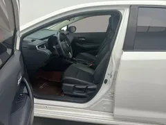 2021 Toyota Corolla 1.2T S-CVT Luxury, белый — фото 6