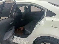 2021 Toyota Corolla 1.2T S-CVT Luxury, белый — фото 9