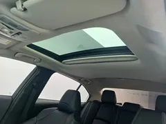 2021 Toyota Corolla 1.2T S-CVT Luxury, белый — фото 10