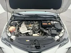 2021 Toyota Corolla 1.2T S-CVT Luxury, белый — фото 13
