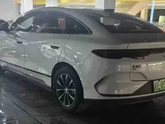 2025 BYD Qin L EV 545km Superior, белый — фото 7