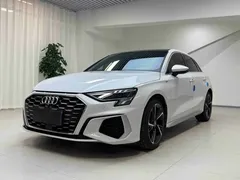 2022 Audi A3 Sportback 35 TFSI Fashion Sport, белый — фото 1